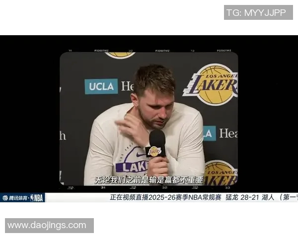 2015年常规赛勇士与猛龙精彩对决全场录像回放及精彩瞬间分析