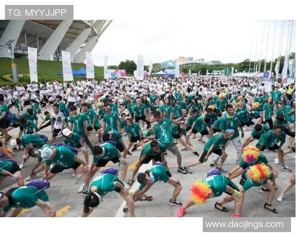 城市马拉松热潮下深圳街舞队精彩节奏展现引发观众热烈反响