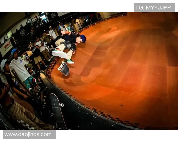 广州滑板队与南京滑板队赛后复盘探讨团队协作的成功与不足之处